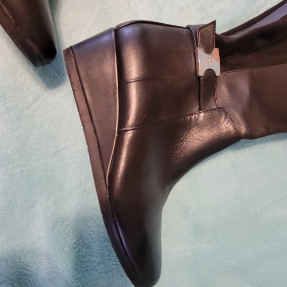 Giani Bernini leather knee high zippered boots size 7M - Picture 3 of 6